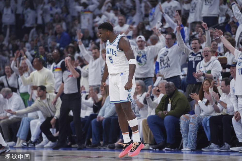 高价引援却 高价引援却