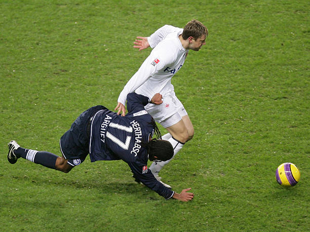 身高优势并 身高优势并